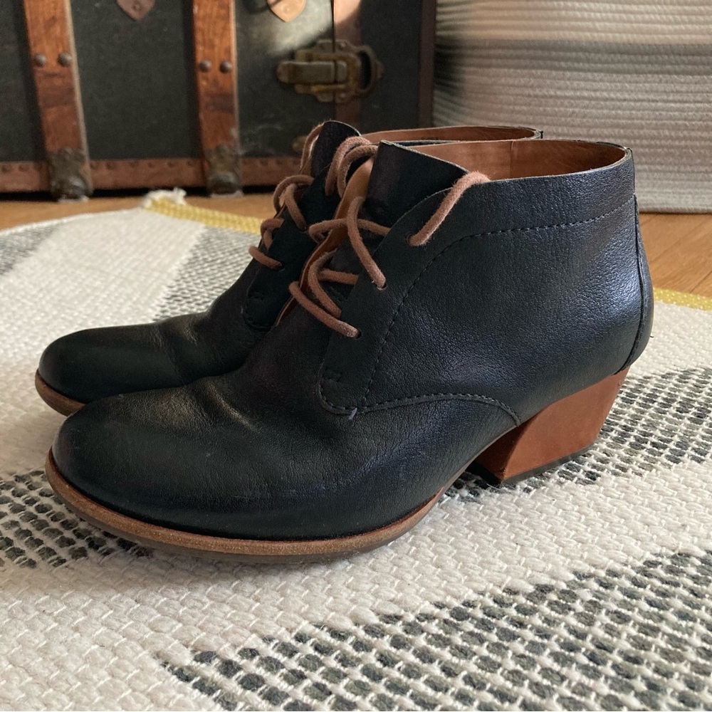 Kork Ease Black Leather Block Heel Lace Up Ankle Boot